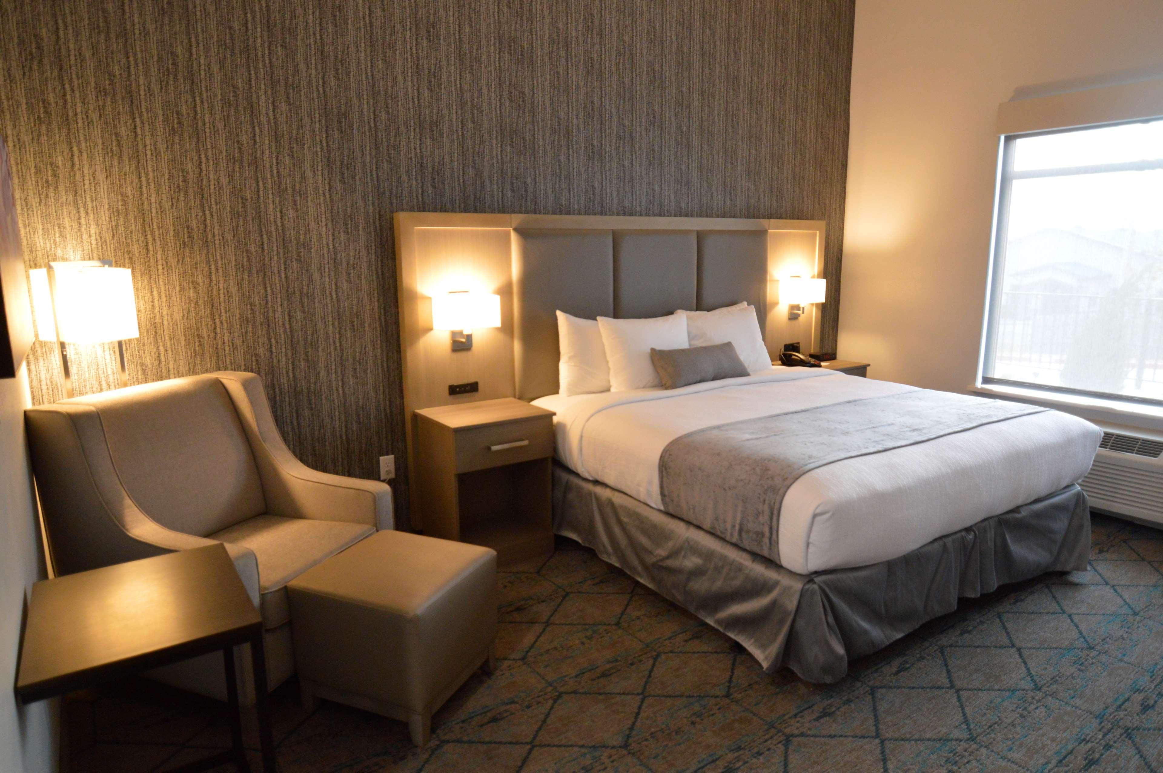 Best Western Plus Executive Residency Oklahoma City I-35 Exterior foto